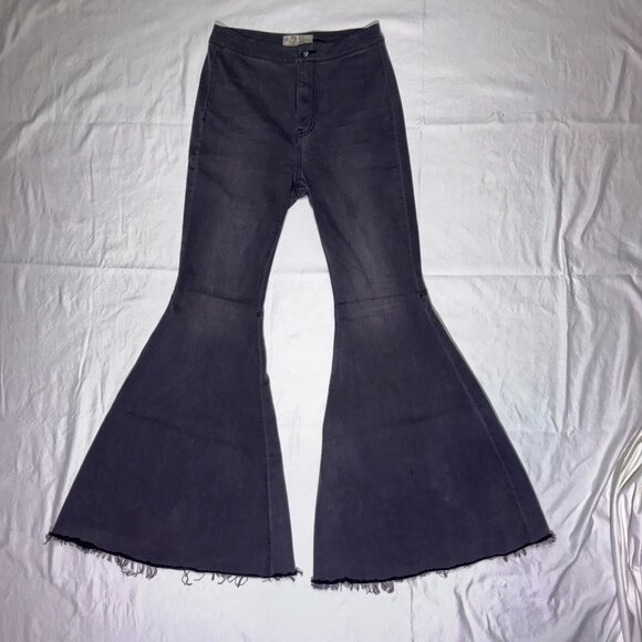Free People "Just Float On" Flare Jeans – Washed Black, Frayed Hems – Size 28 - Picture 6 of 16